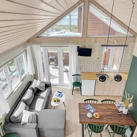 Stunning In With Kitchen Tranekær